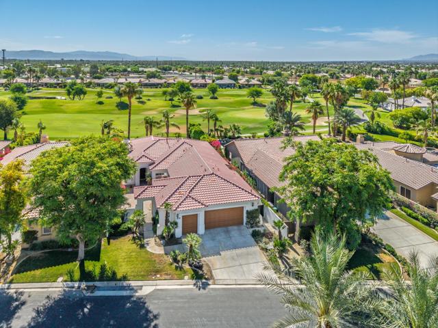 57810 Black Diamond, La Quinta CA: https://media.crmls.org/mediaz/75d9aa07-6156-44f8-ae5d-465f98f054f9.jpg