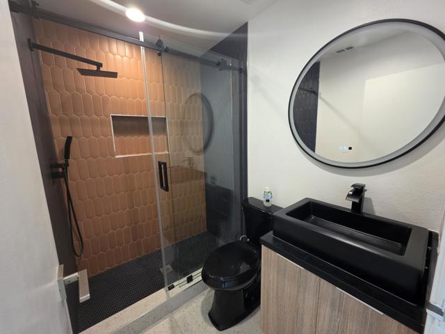 1800 E Joyce Drive Drive, Palm Springs CA: https://media.crmls.org/mediaz/75da3946-d4d2-4460-9f4c-233cc5411f46.jpg