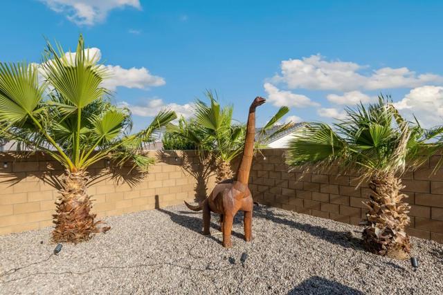 66309 N Agua Dulce Drive, Desert Hot Springs CA: https://media.crmls.org/mediaz/75da4c10-2abc-4337-81d7-6bbe907d2a5b.jpg