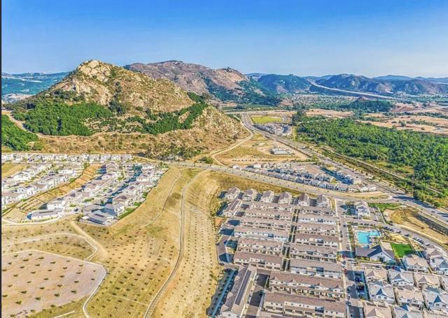 Detail Gallery Image 30 of 30 For 35076 Hacienda Heights, Fallbrook,  CA 92028 - 4 Beds | 3 Baths