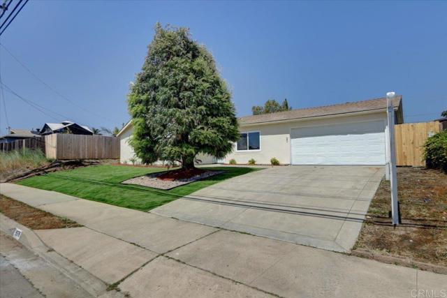 Detail Gallery Image 2 of 70 For 9579 Carlton Hills Blvd, Santee,  CA 92071 - 4 Beds | 2 Baths