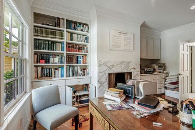280 Uplands Drive, Hillsborough CA: https://media.crmls.org/mediaz/75dcf496-45f9-4415-bdad-9b8ae710b703.jpg