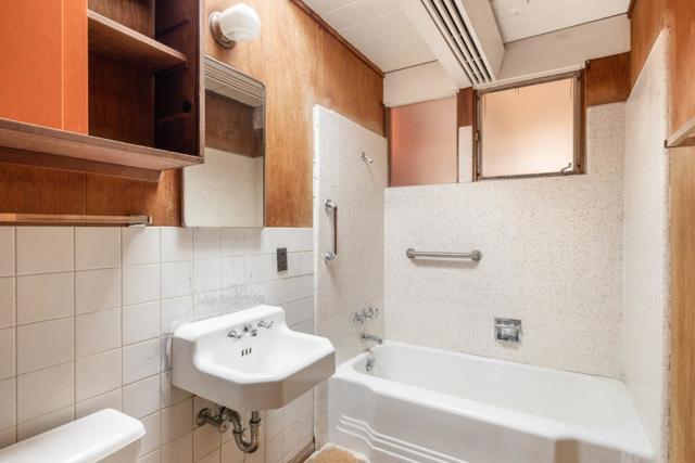 3728 Carlson Circle, Palo Alto CA: https://media.crmls.org/mediaz/75dd355e-c685-4f9e-9e97-34fa625e5f4b.jpg