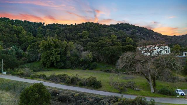 28120 Laura Court, Los Altos Hills CA: https://media.crmls.org/mediaz/75ddd03f-c140-4f92-8e86-a94134d2a127.jpg