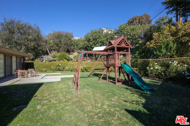 Drew Fenton | 765 N Tigertail Road Los Angeles CA | MLS: 7462713