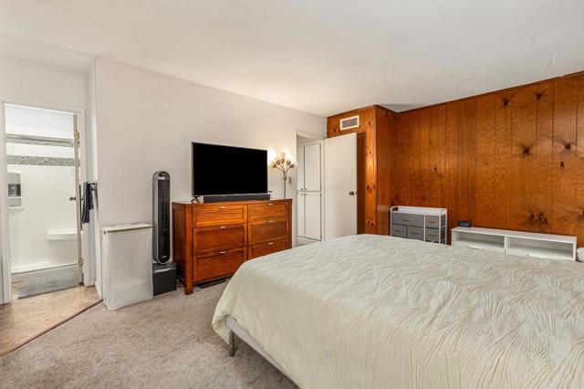 5366 Lake Murray Boulevard, La Mesa CA: https://media.crmls.org/mediaz/75de9c81-c3ae-4980-9e69-57fa556a251b.jpg