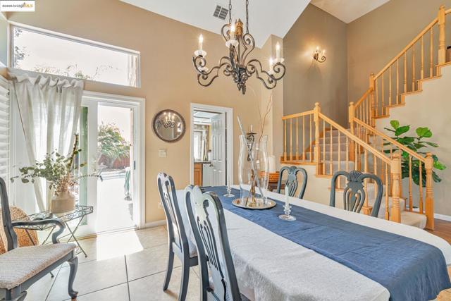 4452 Pronghorn Ct, Antioch CA: https://media.crmls.org/mediaz/75e157eb-61a5-44a7-b94c-99ae0bf30c78.jpg
