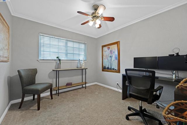 394 Encino, Livermore CA: https://media.crmls.org/mediaz/75e28d17-b201-43f0-b9a4-6120a1f500ef.jpg