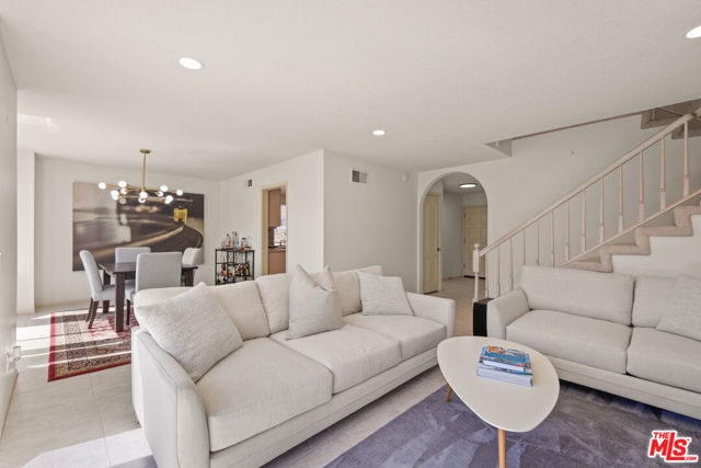 12119 Falcon Crest Way photo 7