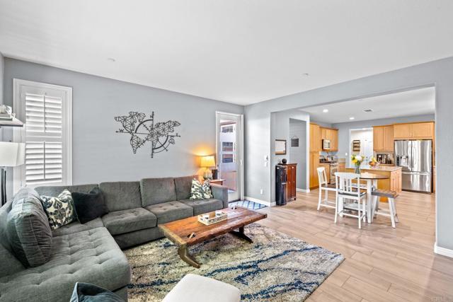 448 Kennedy Court, Escondido CA: https://media.crmls.org/mediaz/75e31c84-fc96-4c6c-be56-05e0483259e3.jpg