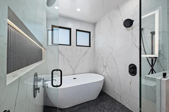 1009 Arcadia Road, Encinitas CA: https://media.crmls.org/mediaz/75e39f90-ea77-4023-9f05-8cfb4802f1ef.jpg