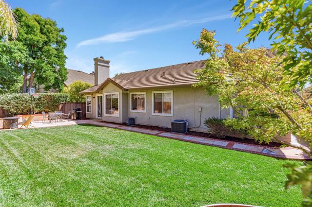 15202 Monticello Way, Morgan Hill CA: https://media.crmls.org/mediaz/75e3d42a-ec23-4c09-9419-dbb954f80f62.jpg