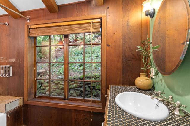 139 Redland Road, Woodside CA: https://media.crmls.org/mediaz/75e53160-14b1-4943-9630-2a9bc84b9c95.jpg