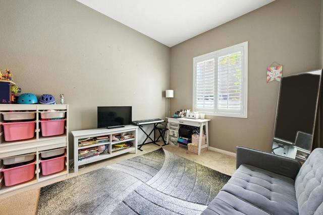 Detail Gallery Image 15 of 48 For 1528 Carpinteria St, Chula Vista,  CA 91913 - 5 Beds | 4 Baths