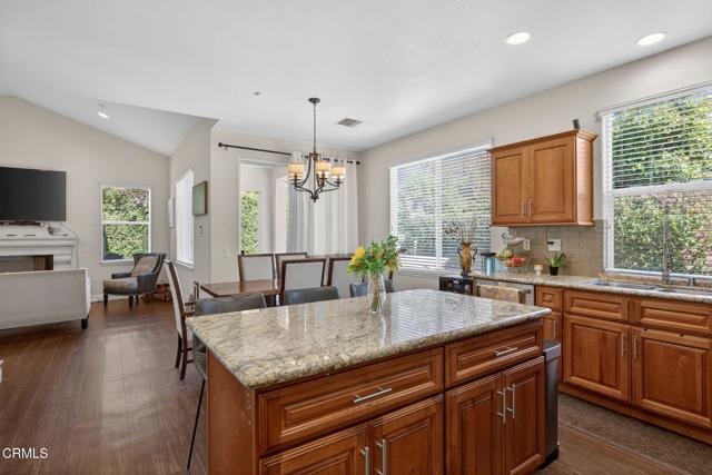 Detail Gallery Image 28 of 42 For 8514 Morningstar Ln, Canoga Park,  CA 91304 - 4 Beds | 4 Baths