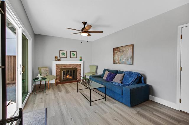 2560 Phelan Avenue, Hayward CA: https://media.crmls.org/mediaz/75e8f76d-b6c7-4f6f-a9a0-8232aafb73bd.jpg