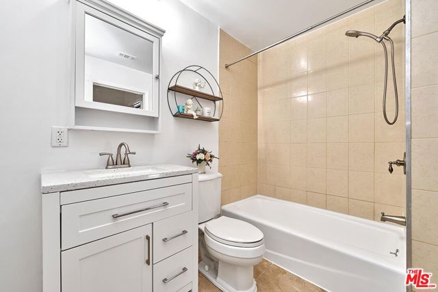 MLS #25596687 image #23