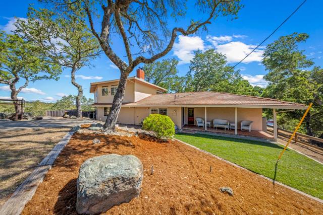15805 Uvas Road, Morgan Hill CA: https://media.crmls.org/mediaz/75ea4b96-99a5-45aa-a560-2769bd861832.jpg