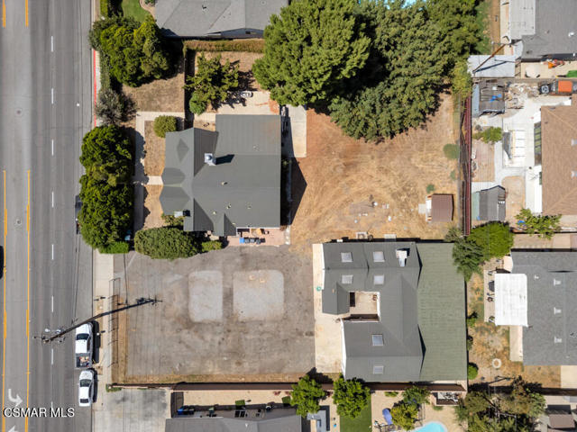 2327 Royal Avenue, Simi Valley CA: https://media.crmls.org/mediaz/75ea4e71-9344-4ad7-89a7-b4d2e38133f3.jpg