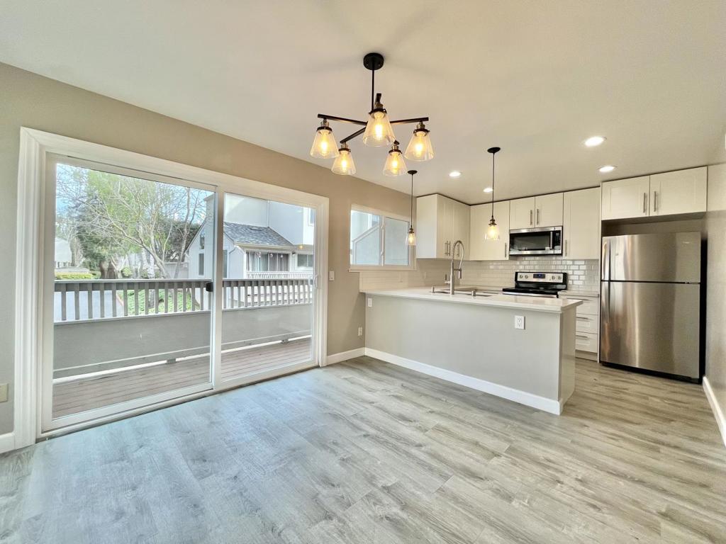 618 S Fair Oaks Avenue