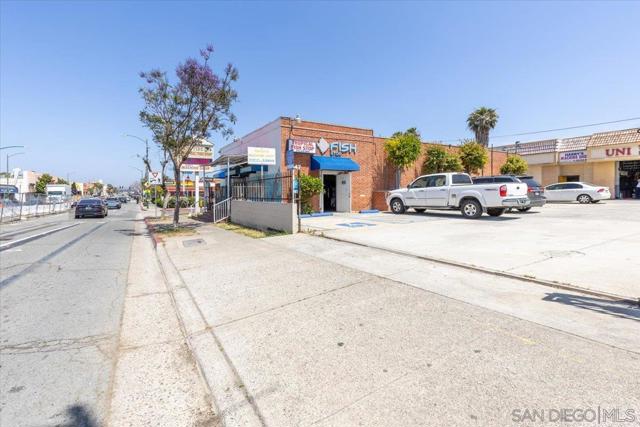 4647 University ave, San Diego, California 92105, ,Commercial Sale,For Sale,University ave,240012514SD