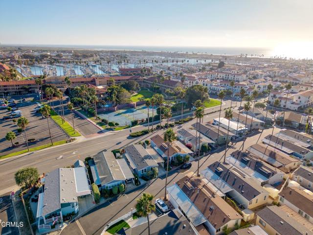 Detail Gallery Image 31 of 45 For 1215 Anchors Way #13,  Ventura,  CA 93001 - 3 Beds | 2 Baths