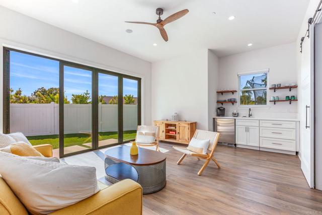 2630 Vistosa Place, Carlsbad CA: https://media.crmls.org/mediaz/75ecacff-f3db-4bc9-b092-a38048b426e0.jpg