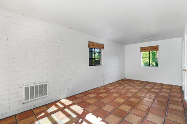 839 N Avenida Olivos, Palm Springs CA: https://media.crmls.org/mediaz/75ecf65d-3e49-44f1-9cdd-a53fd1b89cfe.jpg