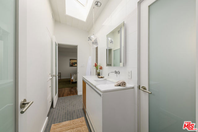 1856 Hi Point Street, Los Angeles CA: https://media.crmls.org/mediaz/75ed48f2-d8ec-4214-8161-f383e0739fba.jpg