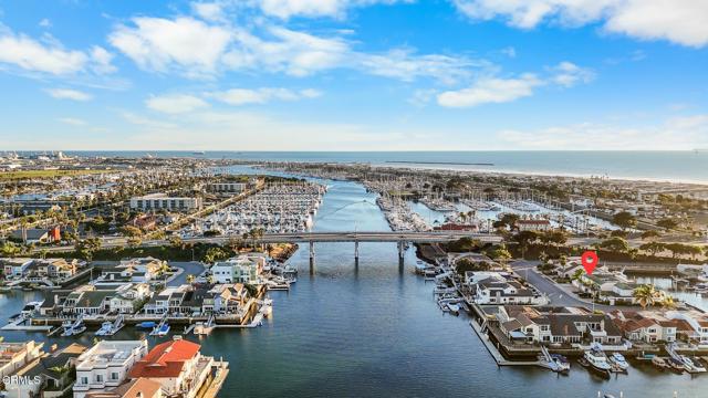 Detail Gallery Image 4 of 40 For 2521 Jamestown Ct, Oxnard,  CA 93035 - 4 Beds | 3 Baths