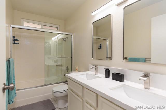 Image 16 of 32 For 14383 La Harina Ct