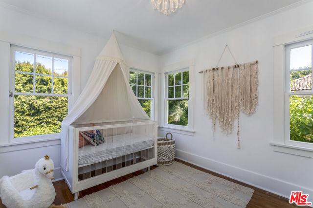 1622 N Orange Grove Avenue, Los Angeles CA: https://media.crmls.org/mediaz/75eea7a6-d14e-41db-9a85-670876456f5e.jpg