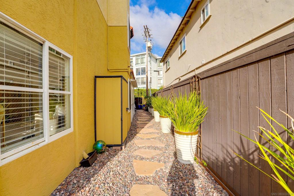 8121 Camino Del Sol - photo 20