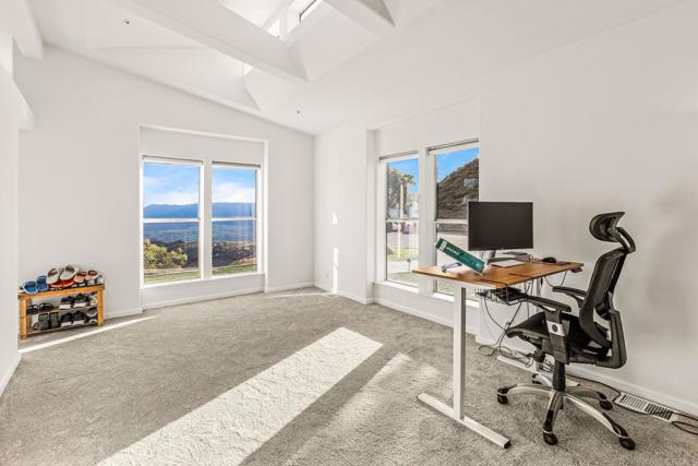 Detail Gallery Image 13 of 40 For 15351 Isla Vista Rd, Jamul,  CA 91935 - 4 Beds | 4 Baths