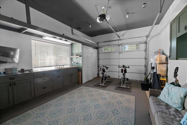 2737 Cedar Lane, Big Bear CA: https://media.crmls.org/mediaz/75f10273-1e30-4aba-a9ad-c2006d75ceb6.jpg