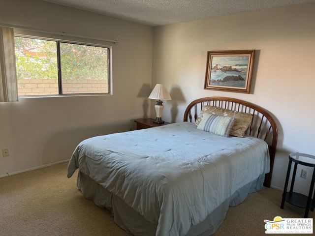 64670 Pinehurst Circle, Desert Hot Springs CA: https://media.crmls.org/mediaz/75f16aa0-6a79-49c4-b841-1a5db0c45682.jpg