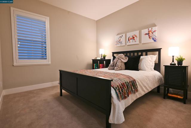 528 Caprio Ct, San Ramon CA: https://media.crmls.org/mediaz/75f1c88b-548c-421f-9c7e-6e955fbe6a3f.jpg