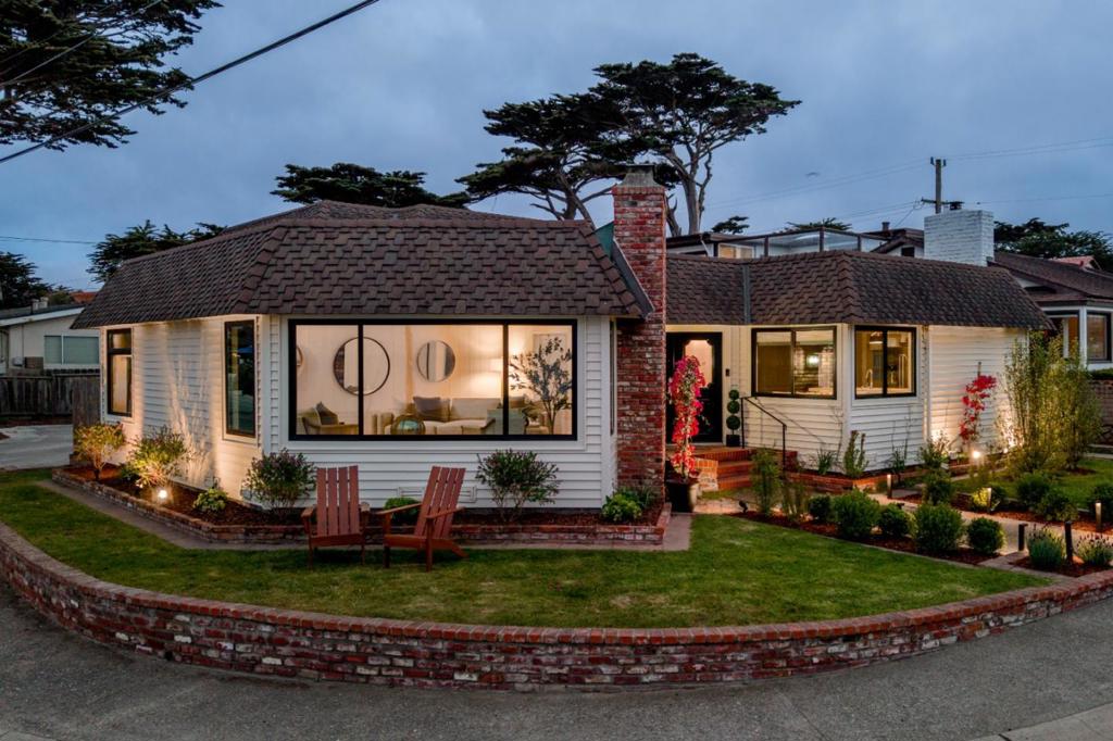 25 Coral Street