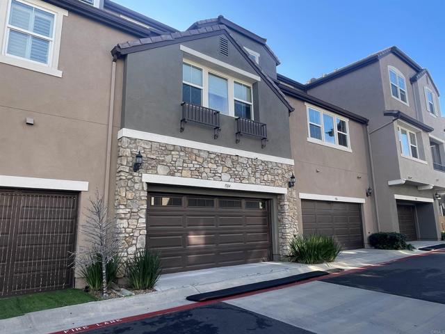 Detail Gallery Image 5 of 7 For 1504 Mirabelle Ln, Santee,  CA 92071 - 3 Beds | 3/1 Baths