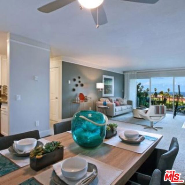 6600 Beachview Drive, Rancho Palos Verdes CA: https://media.crmls.org/mediaz/75f2c0f6-ad1b-4474-aa00-328744ea9604.jpg