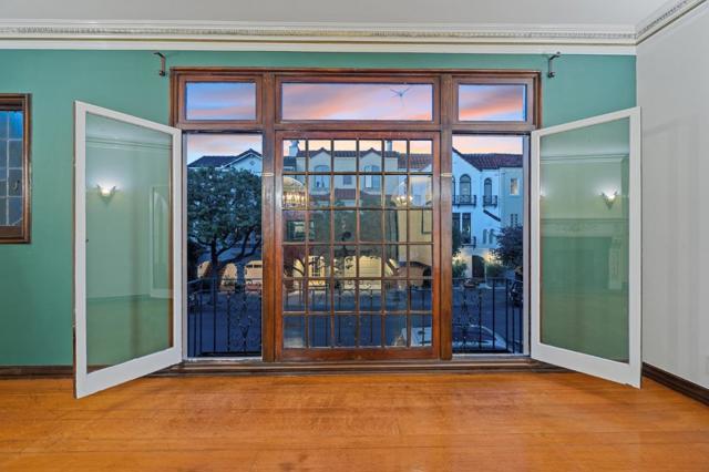 36333635 Webster Street, San Francisco CA: https://media.crmls.org/mediaz/75f37cb3-cf61-48a1-a1c9-931a56c71380.jpg