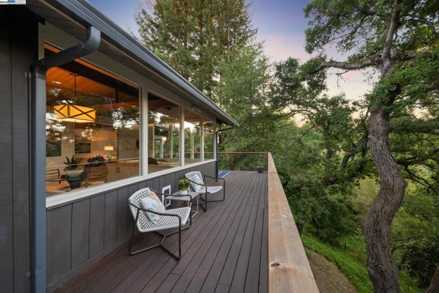 589 TAHOS ROAD, Orinda CA: https://media.crmls.org/mediaz/75f3e16c-5a4b-4c97-a37f-e3ef81cc7f38.jpg