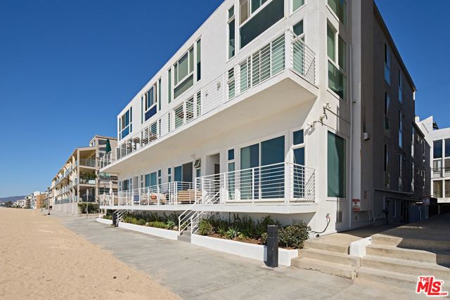 4403 Ocean Front Walk, 205 photo 42