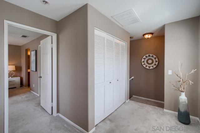 16915 HUTCHINS LANDING, San Diego CA: https://media.crmls.org/mediaz/75f67d03-f28f-4bcb-8615-6a0bb9fc4dff.jpg