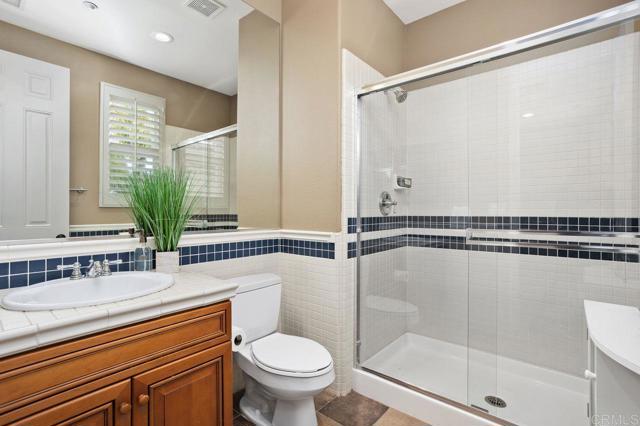 648 California Oak Drive, Vista CA: https://media.crmls.org/mediaz/75f738b2-bf59-45cc-9c19-99ffc605f0cd.jpg