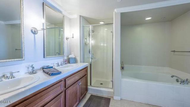4346 Tradewinds Drive, Oxnard CA: https://media.crmls.org/mediaz/75f7ae27-d123-4b22-8b2d-5a477d9159d3.jpg