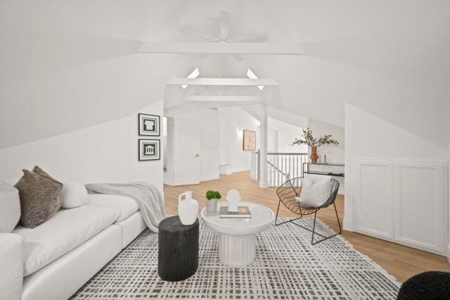 6607 Arlington Drive, Pleasanton CA: https://media.crmls.org/mediaz/75fa1007-848e-4880-973c-1727e7c6be11.jpg