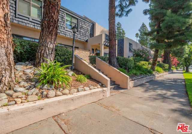 MLS# 23306193