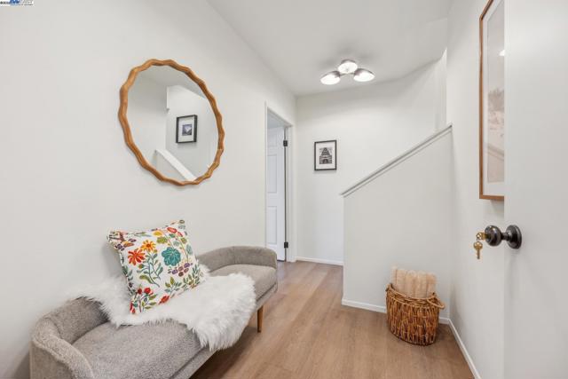 471 JOOST AVENUE, San Francisco CA: https://media.crmls.org/mediaz/75faed21-3b4b-4f3a-91a8-6693532858fe.jpg