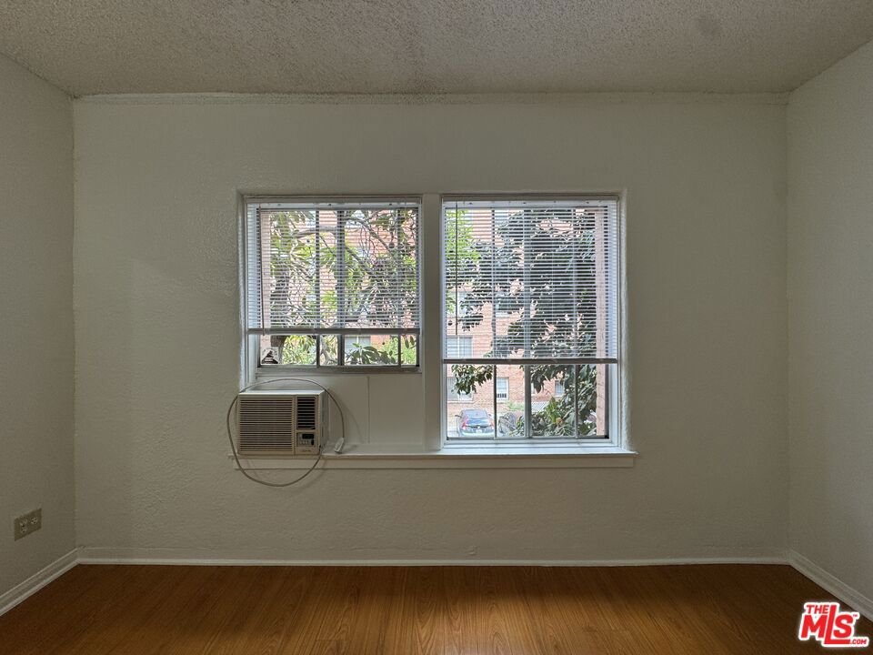 920 S Hobart Boulevard #210